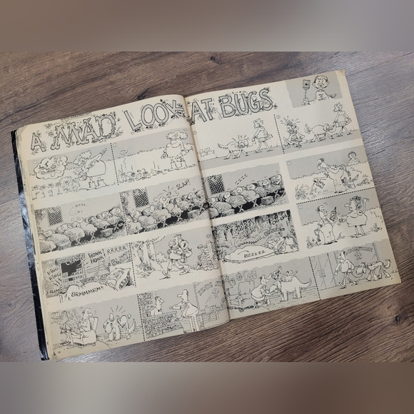 MAD Magazines (Early 90s) - Picture 3 of 10
